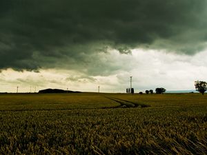 Preview wallpaper clouds, field, gloomy, sky, gray