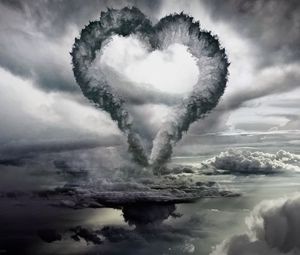 Preview wallpaper clouds, heart, form