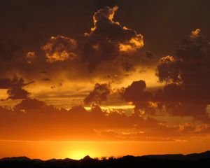 Preview wallpaper clouds, horizon, sunset, sky, cloudy