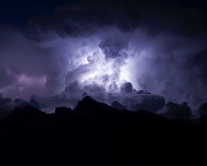 Preview wallpaper clouds, night, lightning, cloudy, dark, gloomy