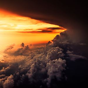 Preview wallpaper clouds, overcast, sky, sunset, porous