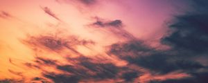 Preview wallpaper clouds, porous, sunset