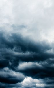 Preview wallpaper clouds, sky, dark, porous, cloudy