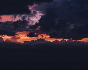 Preview wallpaper clouds, sky, dusk, dark