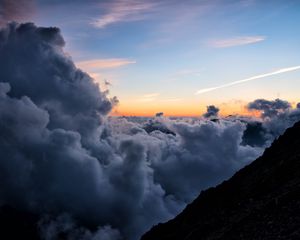 Preview wallpaper clouds, sky, height, horizon, overview