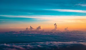 Preview wallpaper clouds, sky, horizon, height, thick