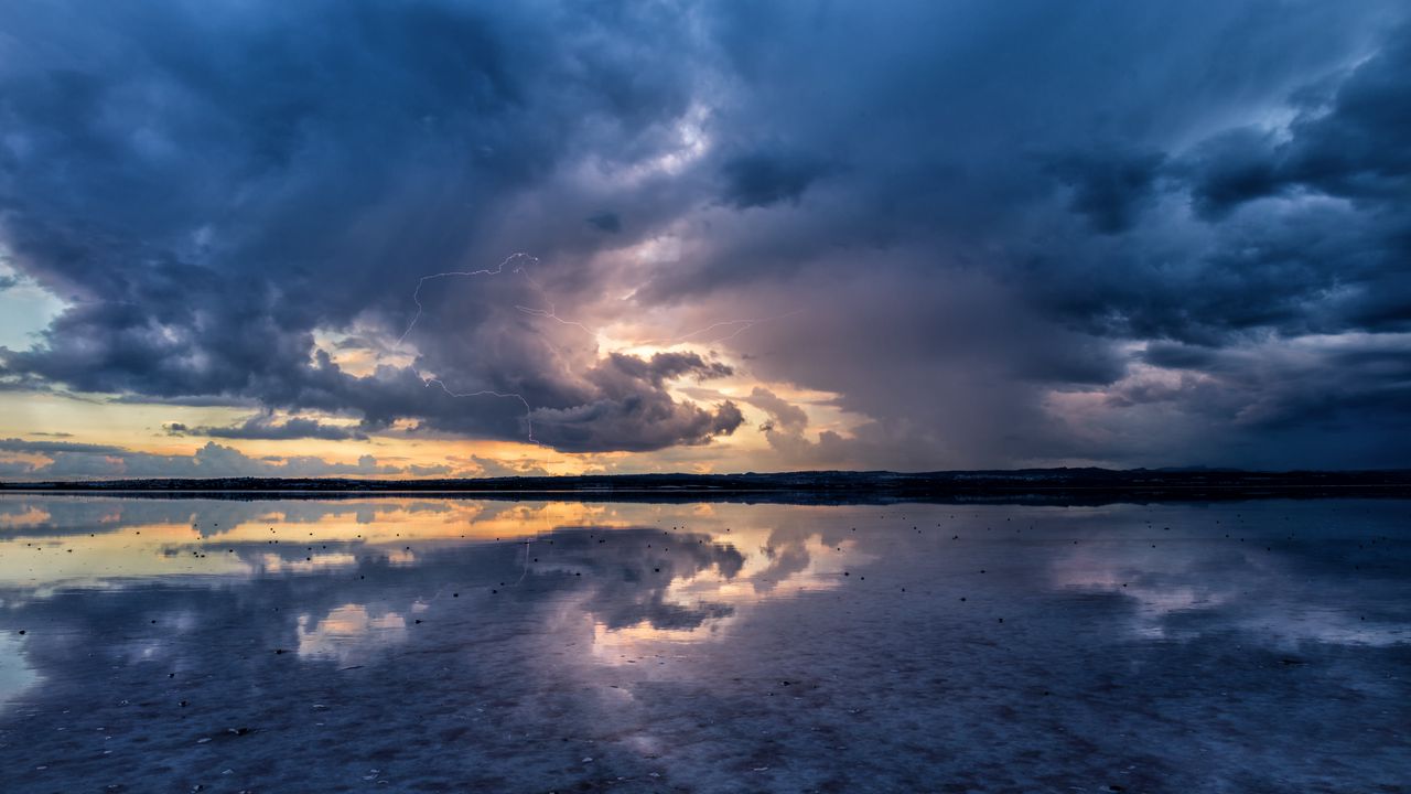 Wallpaper clouds, sky, reflection, lake, water