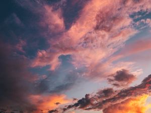 Preview wallpaper clouds, sky, sunset, dawn, porous
