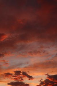 Preview wallpaper clouds, sky, sunset, pink, beautiful