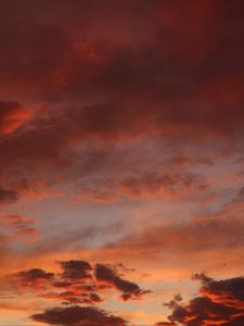 Preview wallpaper clouds, sky, sunset, pink, beautiful