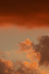 Preview wallpaper clouds, sky, sunset, beautiful, orange