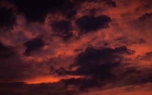 Preview wallpaper clouds, sky, sunset, dusk, pink