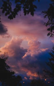 Preview wallpaper clouds, sky, twilight, dark, evening