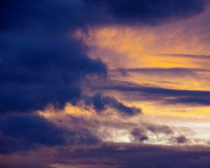 Preview wallpaper clouds, sky, twilight, blue