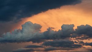 Preview wallpaper clouds, sunset, evening, sky