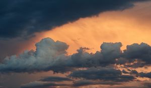 Preview wallpaper clouds, sunset, evening, sky