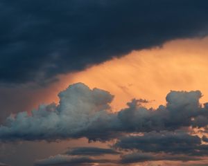 Preview wallpaper clouds, sunset, evening, sky