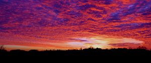 Preview wallpaper clouds, sunset, horizon, sky, porous