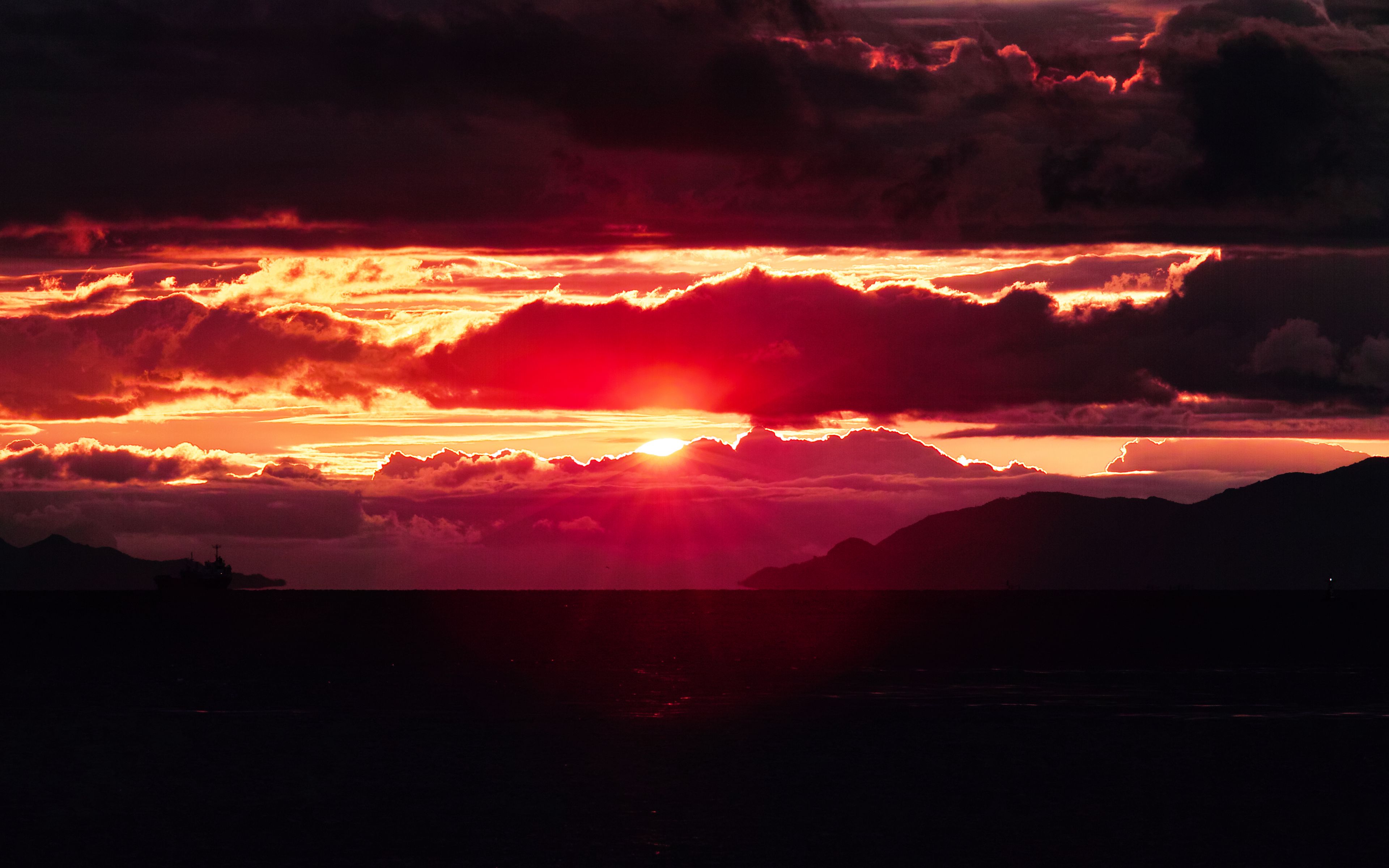 Download Wallpaper 3840x2400 Clouds Sunset Overcast Horizon 4k Ultra