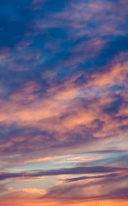 Preview wallpaper clouds, sunset, porous