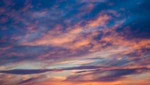 Preview wallpaper clouds, sunset, porous