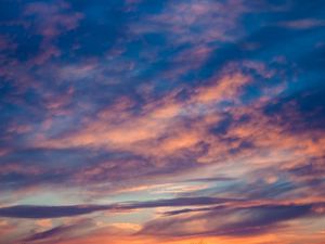 Preview wallpaper clouds, sunset, porous