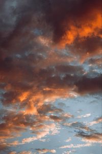 Preview wallpaper clouds, sunset, sky, pink, evening