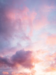 Preview wallpaper clouds, sunset, sky, pink, dusk, evening