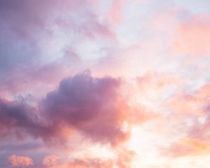 Preview wallpaper clouds, sunset, sky, pink, dusk, evening