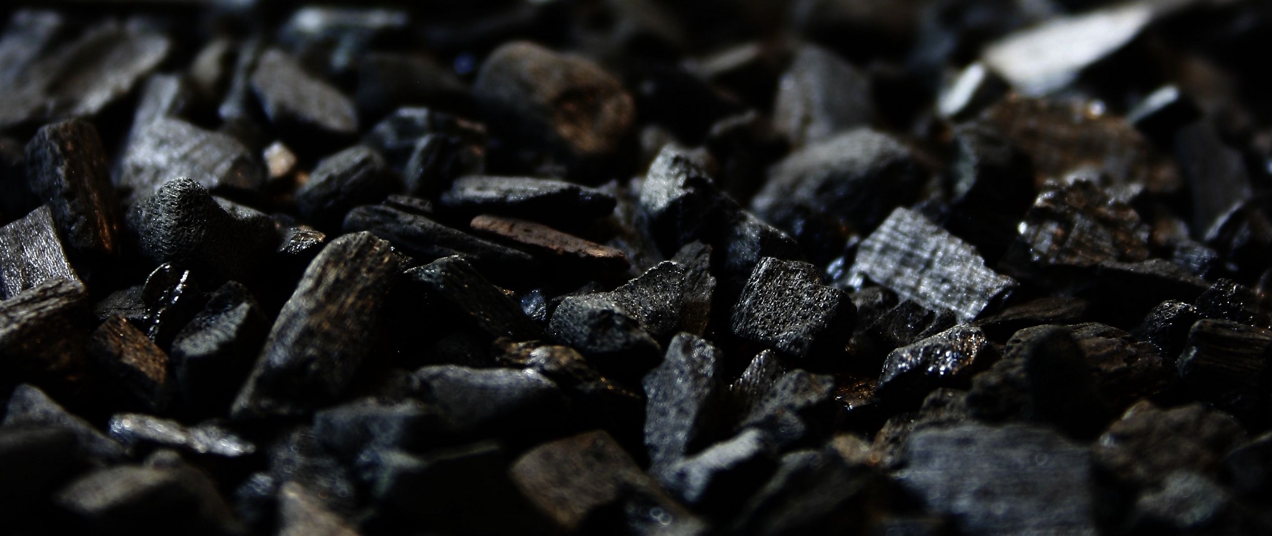 Лучший каменный уголь. Каменноугольный кокс. Уголь. Каменный уголь. Черный уголь.