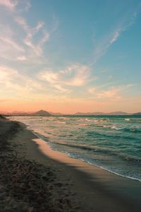 Preview wallpaper coast, beach, sea, waves, horizon