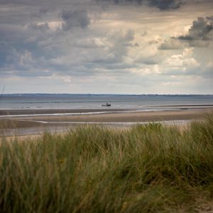 Preview wallpaper coast, beach, sea, boat, landscape