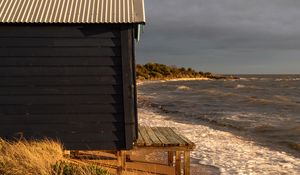 Preview wallpaper coast, booth, sea, water, waves, landscape