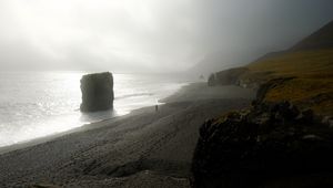 Preview wallpaper coast, fog, ocean, dark