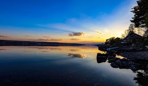 Preview wallpaper coast, lake, reflection, clouds, twilight