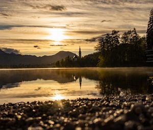 Preview wallpaper coast, lake, reflection, towers, twilight