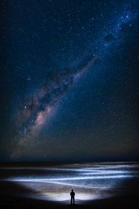 Preview wallpaper coast, night, silhouette, starry sky, ocean