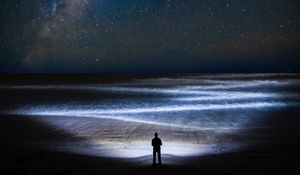Preview wallpaper coast, night, silhouette, starry sky, ocean