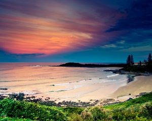 Preview wallpaper coast, ocean, waves, sand, beach, vegetation, sky, evening, bay, colors, tranquillity