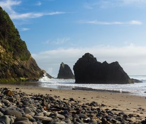 Preview wallpaper coast, pebbles, sea, rocks