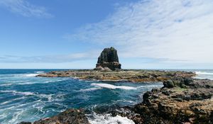 Preview wallpaper coast, rocks, sea, water, waves