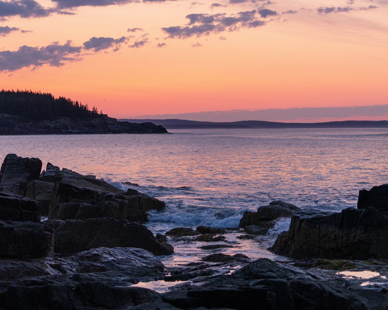 1280x1024 Wallpaper coast, rocks, sea, sunset, dark