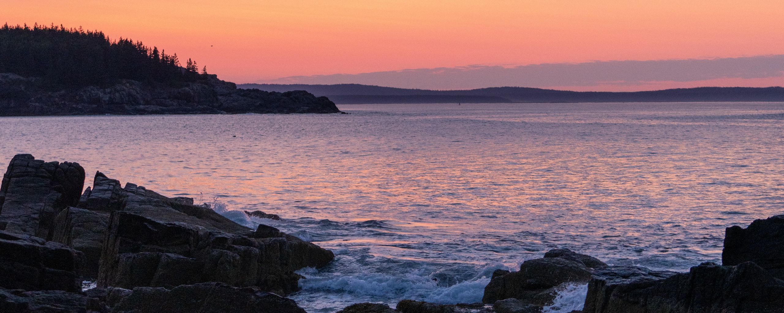2560x1024 Wallpaper coast, rocks, sea, sunset, dark