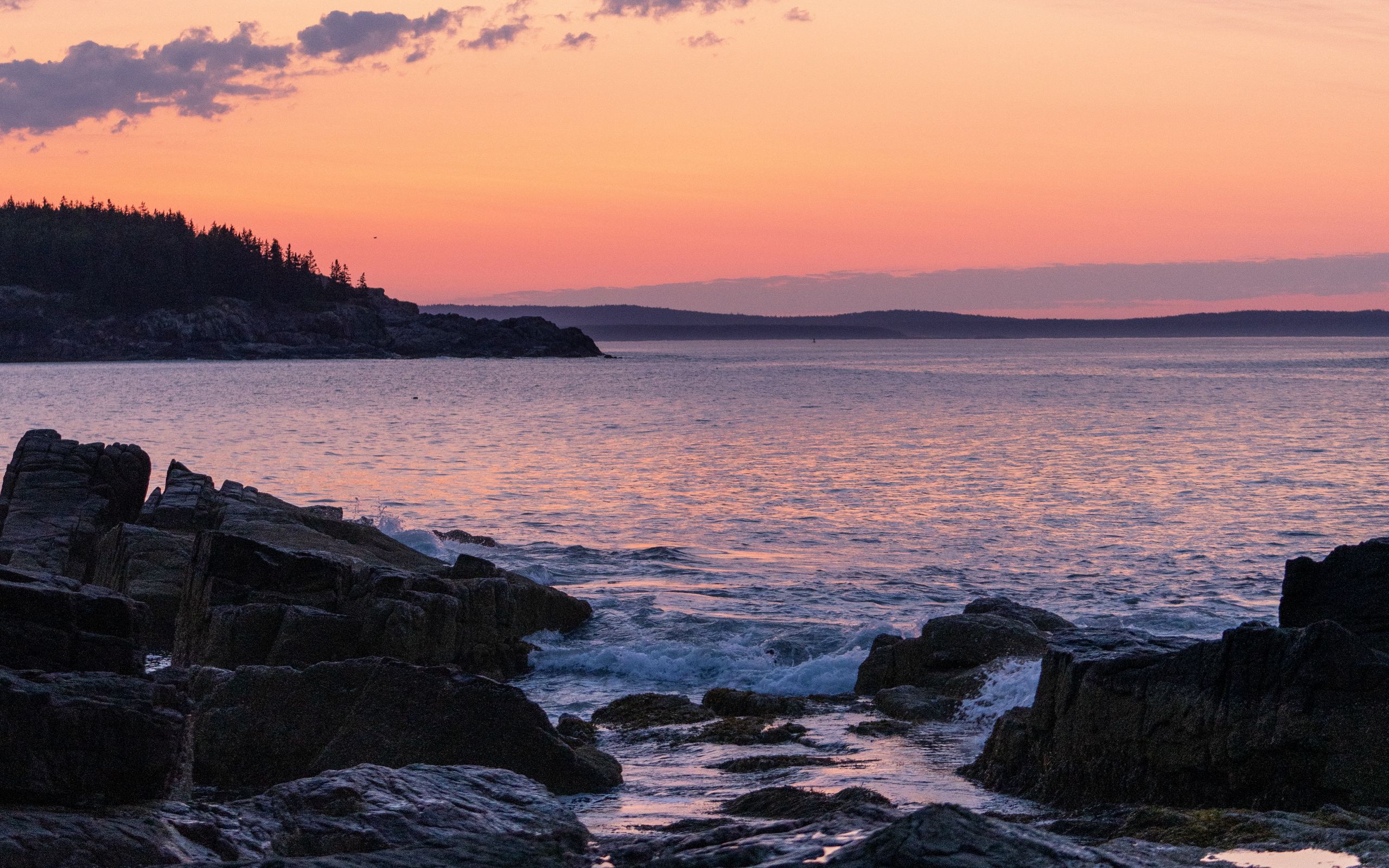 2560x1600 Wallpaper coast, rocks, sea, sunset, dark