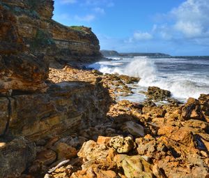 Preview wallpaper coast, rocks, stones, sea, spray, water