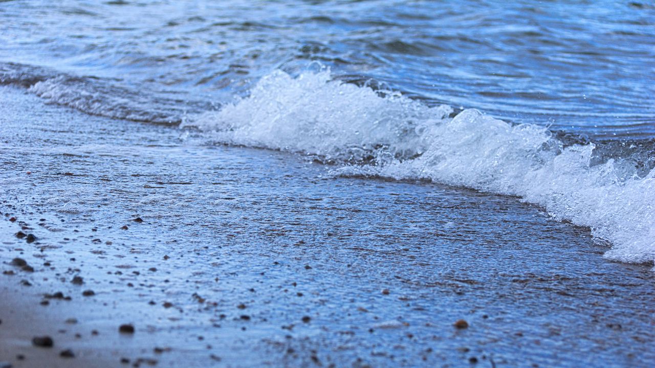 Wallpaper coast, sand, sea, splashes, foam, wave