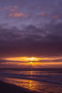 Preview wallpaper coast, sea, twilight, horizon, dark