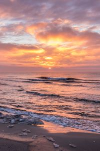 Preview wallpaper coast, sea, waves, horizon, sunrise