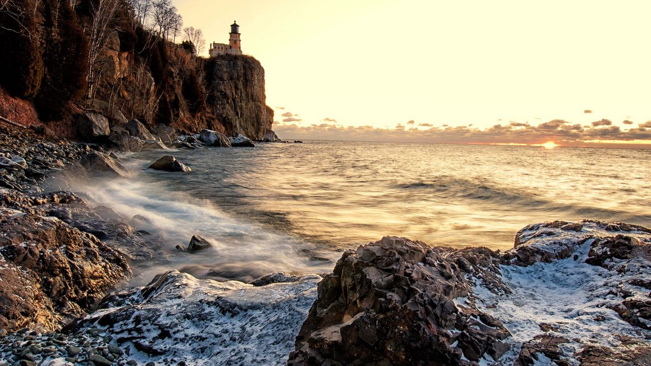 Wallpaper coast, stony, rock, beacon, snow, waves, sea