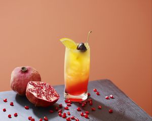 Preview wallpaper cocktail, ice, fruit, drink, glass